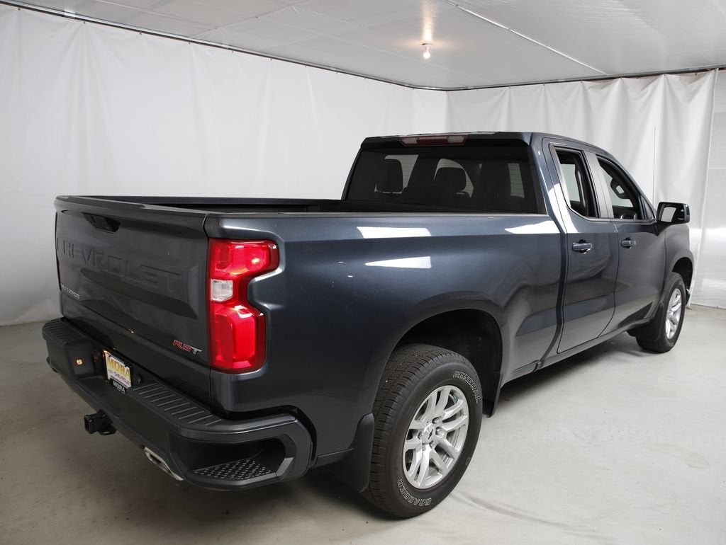 2020 Chevrolet Silverado 1500 — rear three-quarter view